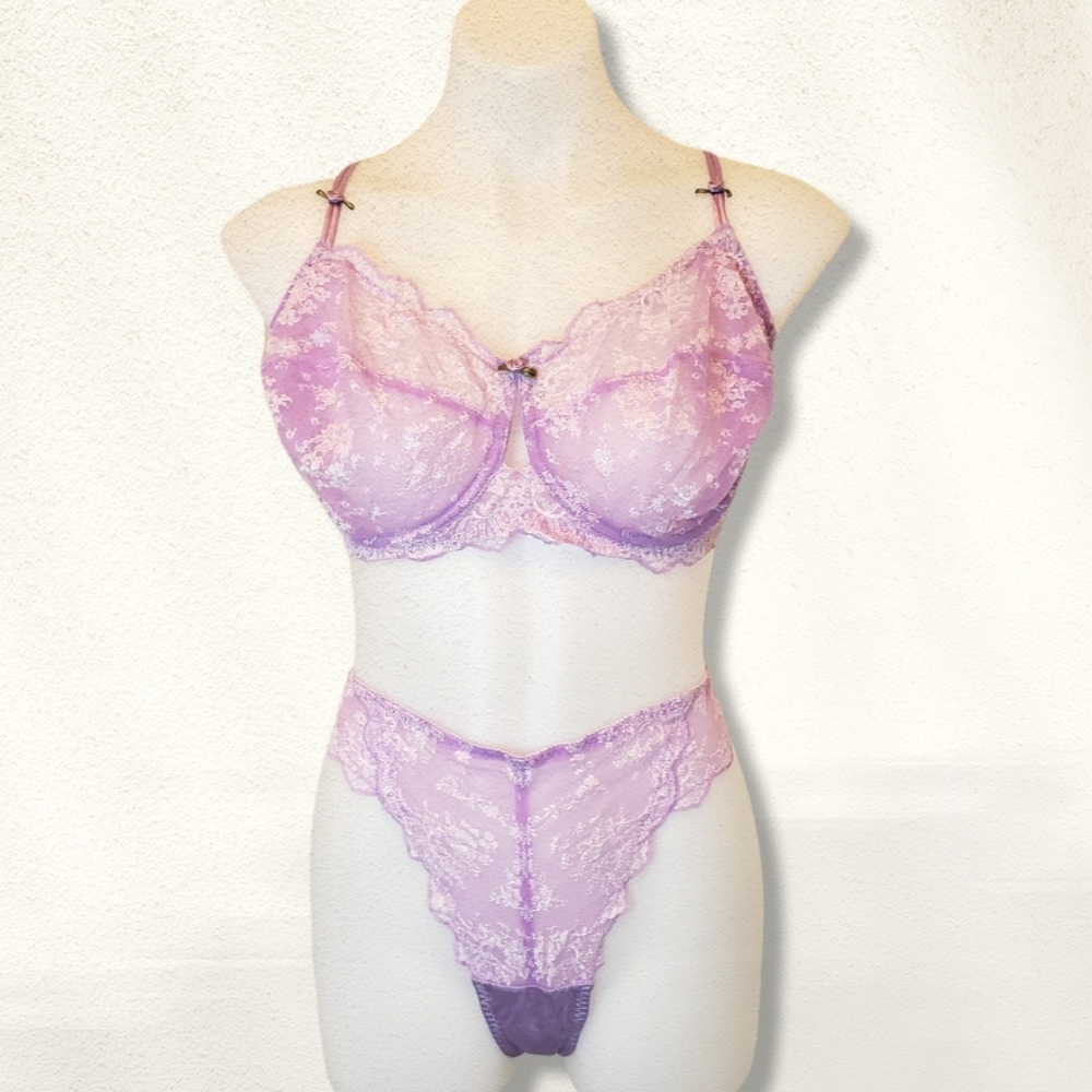 Victoria's Secret Vintage Floral Lace Unlined Full Cup Bra 40DD & Thong XL Lilac